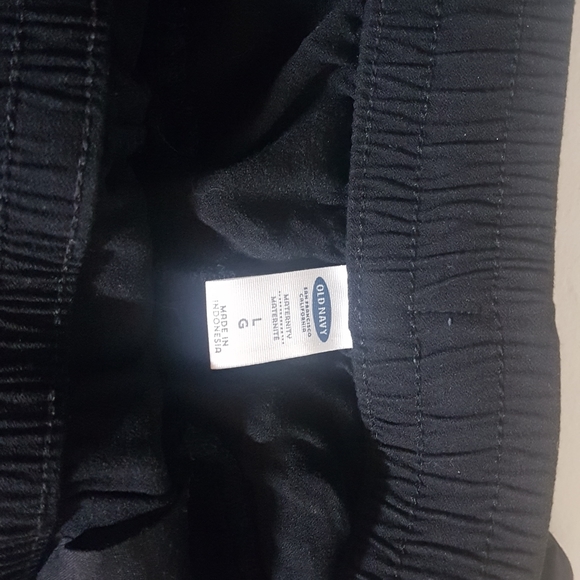 EUC Size L Maternity cropped viscose joggers - Picture 4 of 6